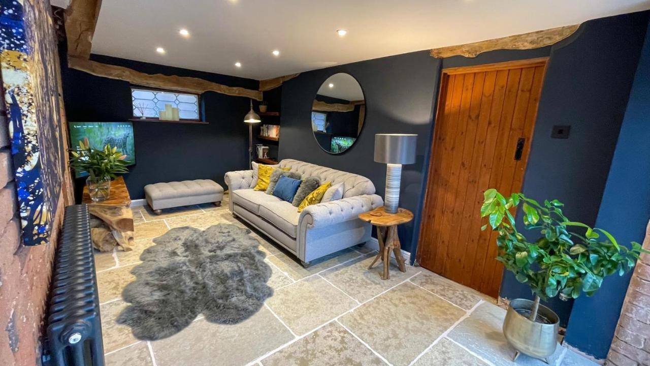 Elegant Peaceful Barn In Rural Village Setting Close To Stratford Upon Avon Экстерьер фото